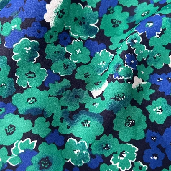 Vintage Leslie Fay Green and Blue Floral Midi Skirt Elasticized Waist Size 8 - Picture 5 of 10